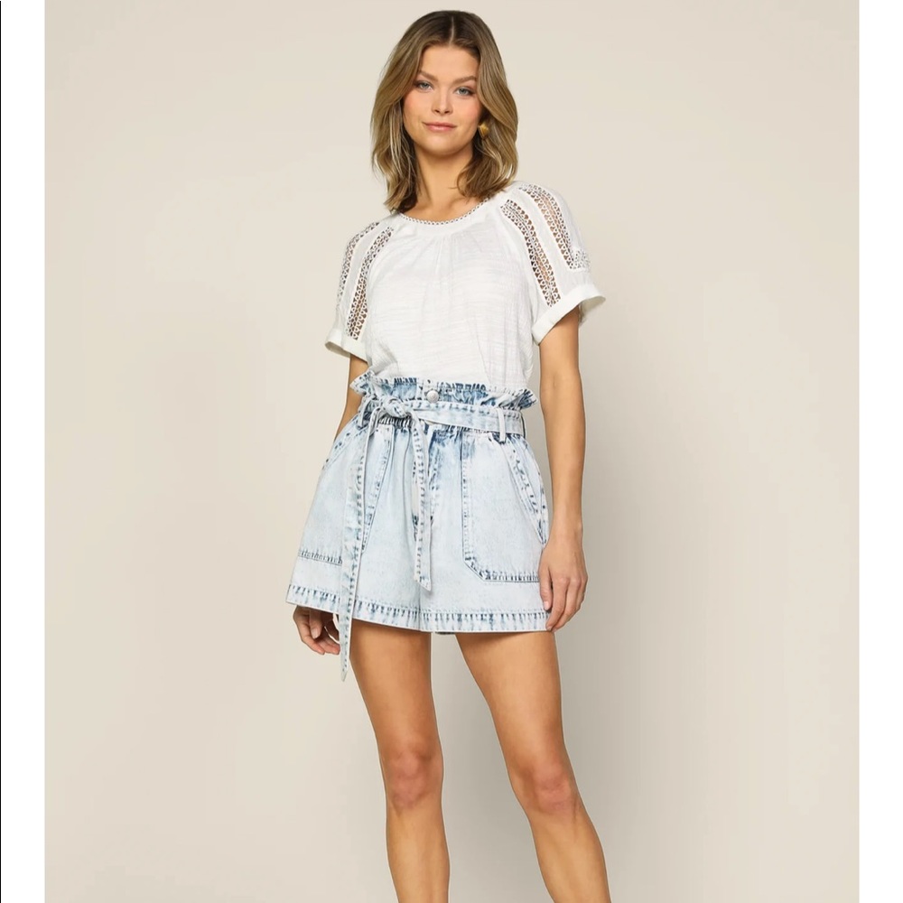 NWT Skies are Blue Paperbag shorts